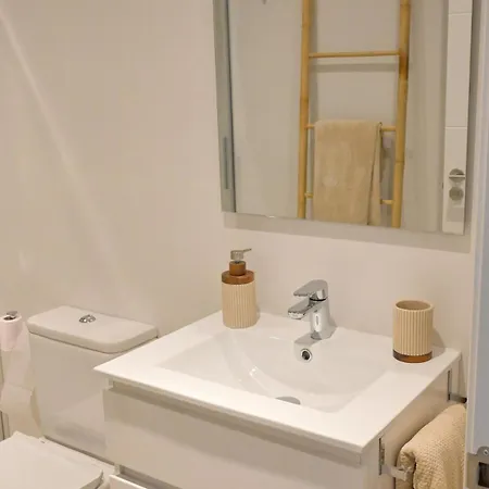 Hati House Cozy, Centrico, Wi-fi, Swimming Pool Apartman